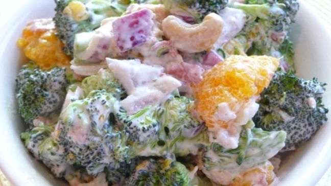 broccoli mandarin cashew salad